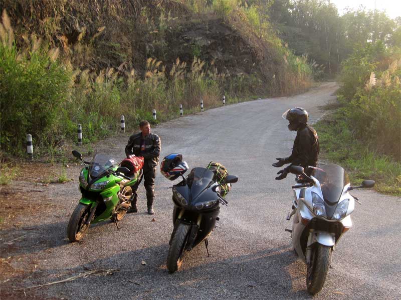 011510Rt1243BikesSm.jpg