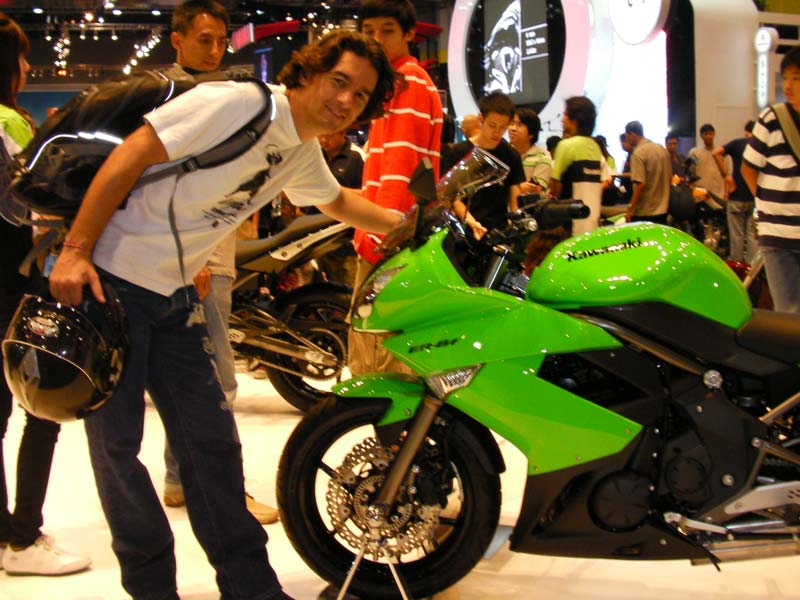 040509ER6fMe.jpg
