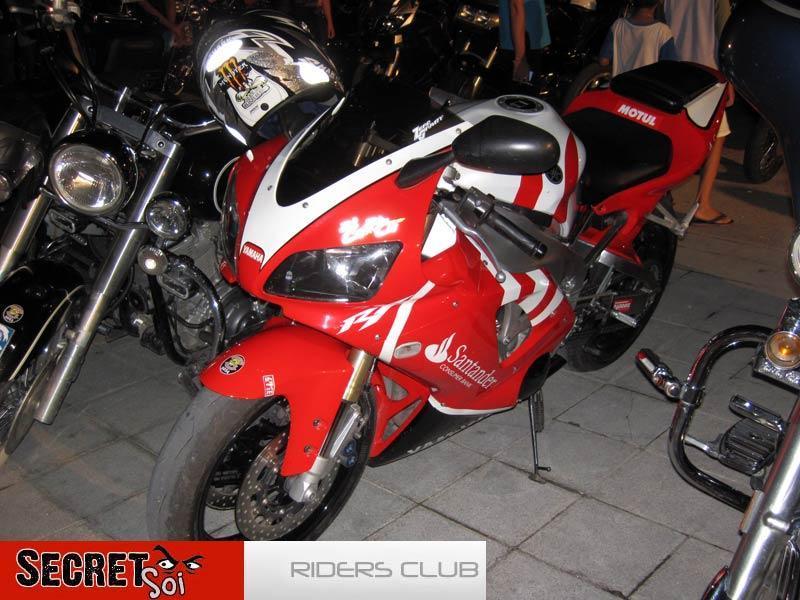 061210Bikeb.jpg