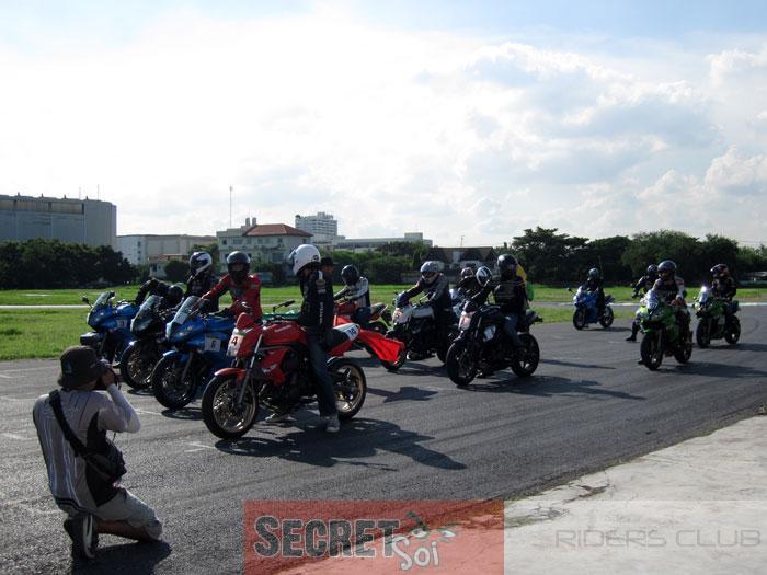 071010ER6RaceWarmUp2SSR.jpg