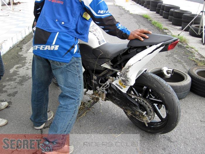 071010Ninja250Highside.jpg