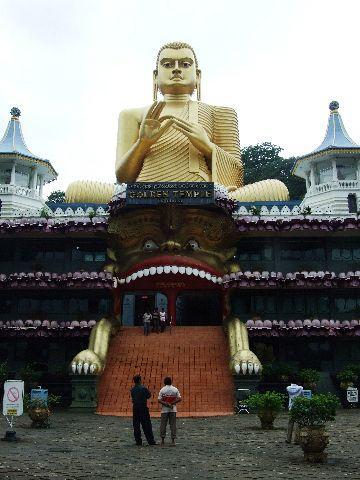 076%20Dambulla%20Golden%20Temple.jpg