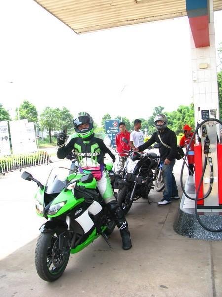 0816ChanZX10R.jpg