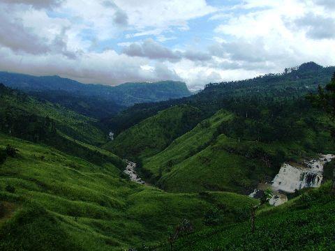 099%20Road%20to%20Nuwara%20Eliya.jpg