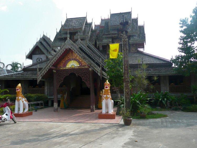 1-chiang-kham-temple.jpg