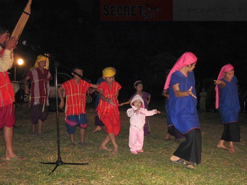 110610KarenDancingSSR.jpg