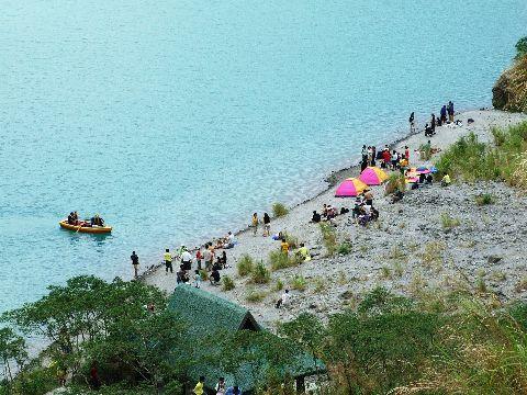117%20Mt%20Pinatubo.jpg