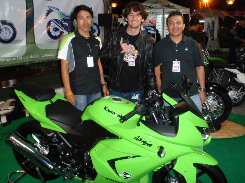 120608KawasakiSm.jpg