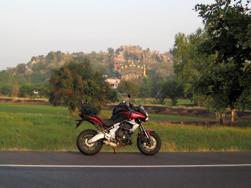 120910TakFaVersysSm.jpg