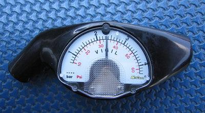 121841414-S.jpg