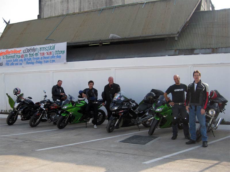 122909Bikes1Sm.jpg
