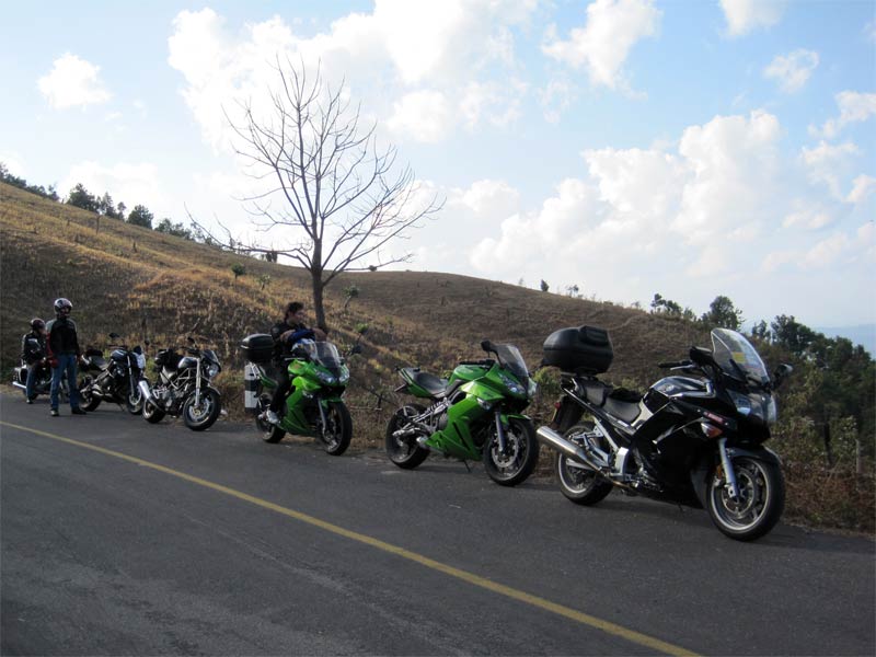 122909ViewBikesSm.jpg