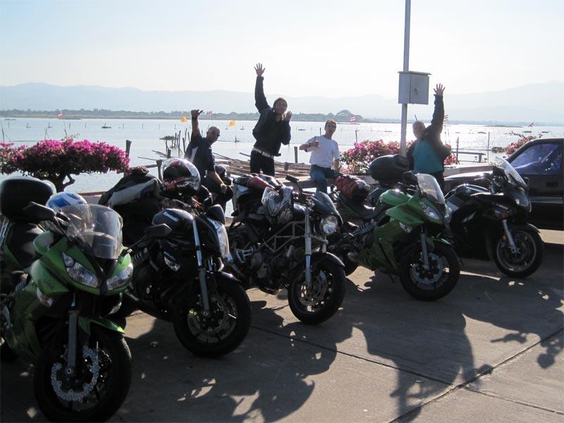 123009PhrayaoBikesSm.jpg