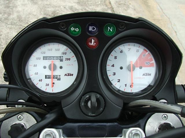 1283839942.jpg
