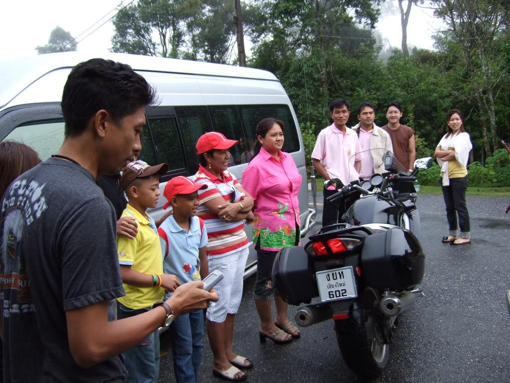 12theylikemybiketoo.jpg