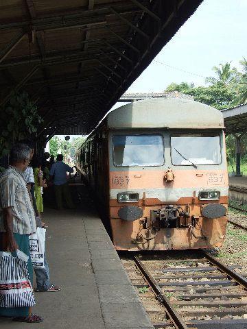 137%20Sri%20Lankan%20Train.jpg