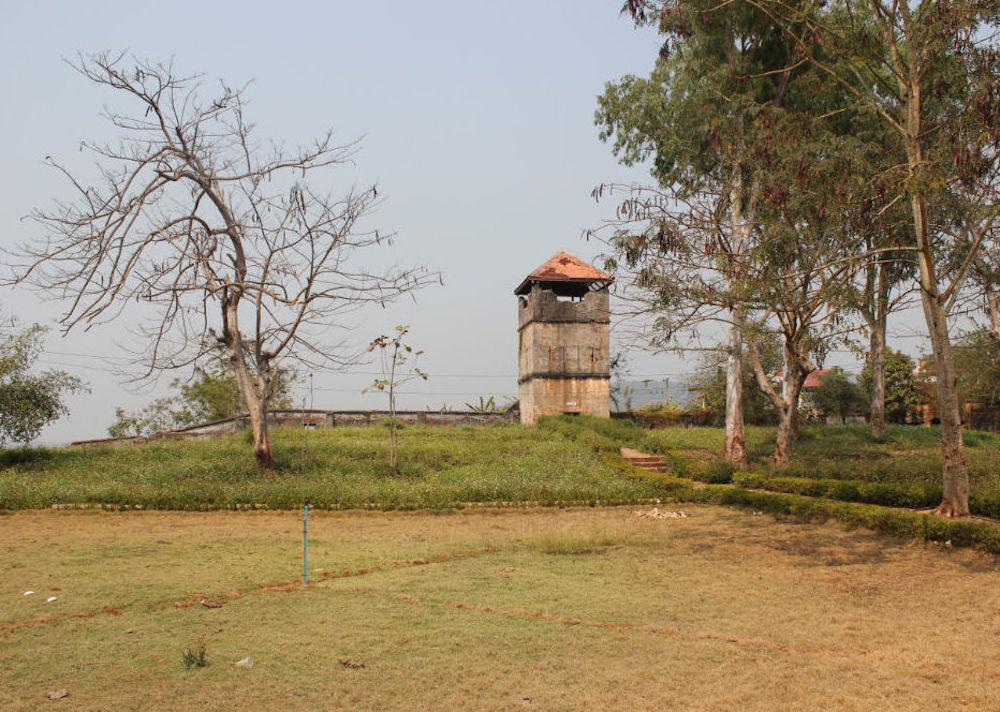 140303-HOE-Carnot-West-Tower3.jpg