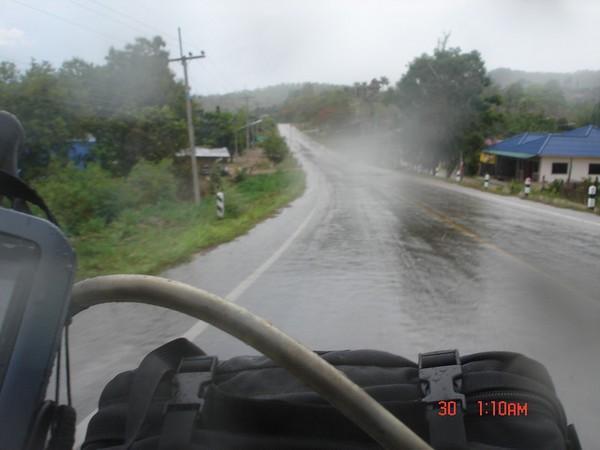 149338230-M.jpg