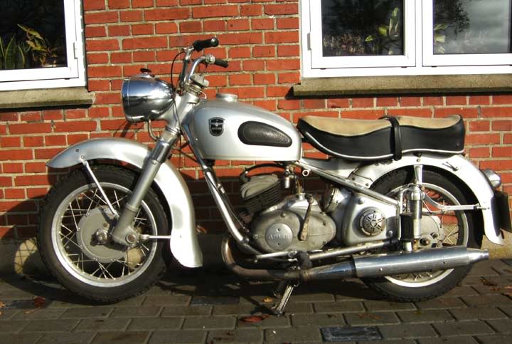1952AdlerMB250.jpg