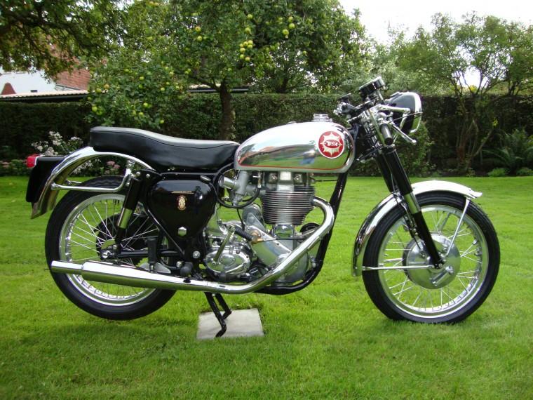 195862-bsa-gold-star-dbd34-image-3-760x570.jpg