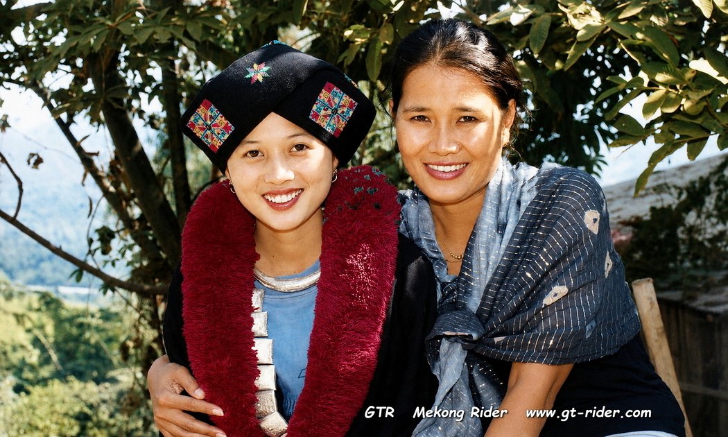 1990-YaoWedding-PaDua-R1130-04.JPG
