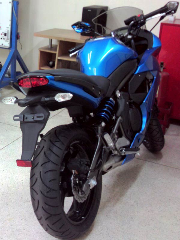 2010Ninja650RBlu2.jpg