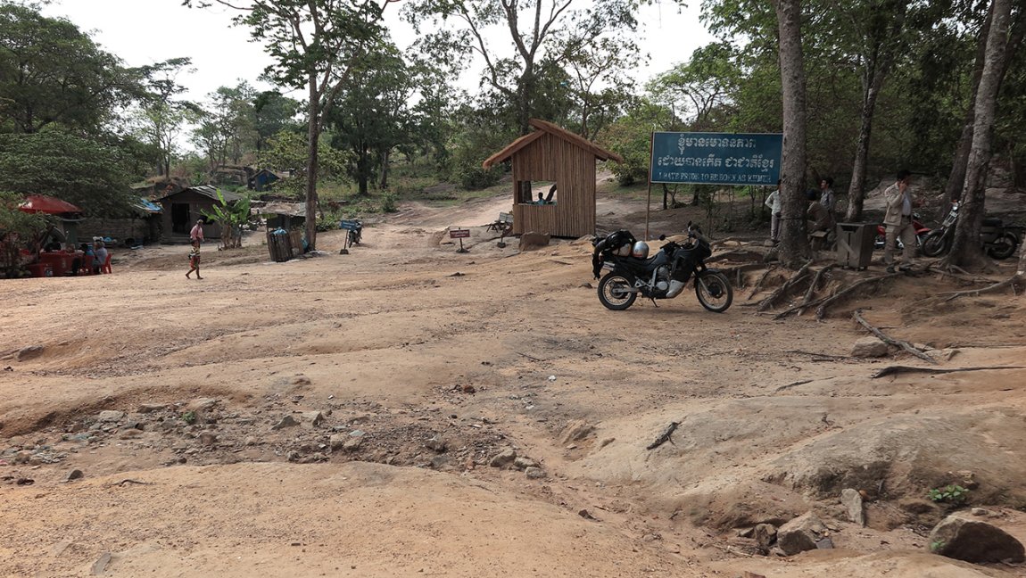 2016-05-18 10.30 Preah Vihear.jpg