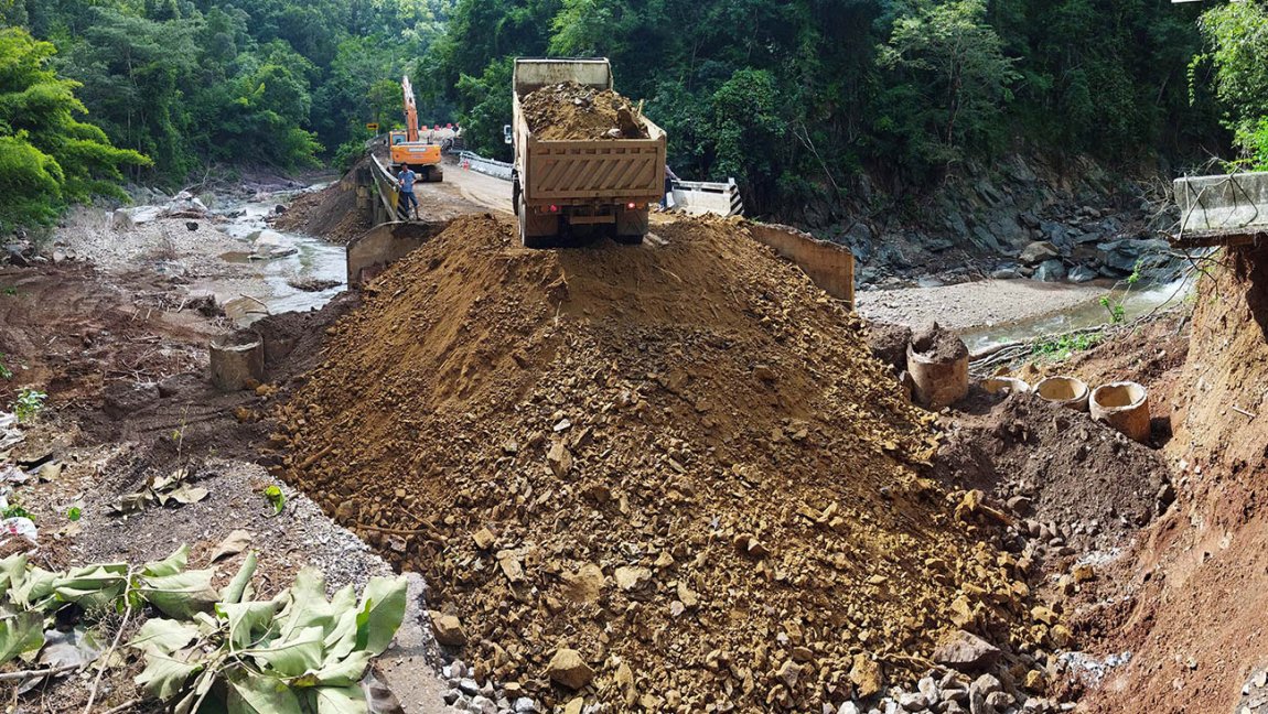 2025-11-10 10.13 1083 Washout East.jpg