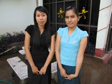 235491385-L.jpg