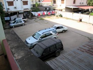 235491390-L.jpg