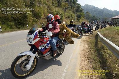 241759638-S.jpg