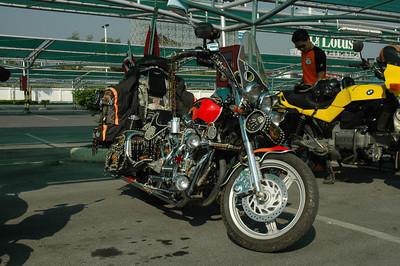 242359289-S.jpg
