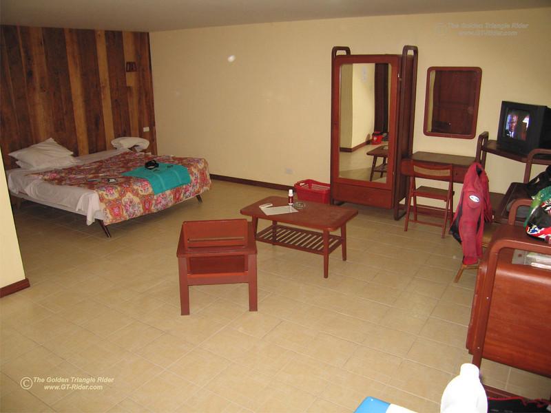 250325229-L.jpg