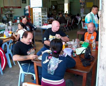 250328294-S.jpg