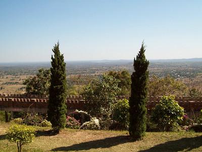 250328385-S.jpg