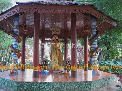 257347=15670-wat-wiang-kalong-014.jpg