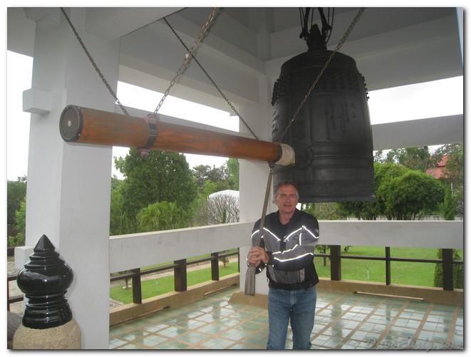 262677=81-JShrine7.jpg