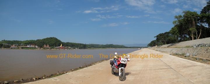 264413=644-panorama-laos-gt.jpg