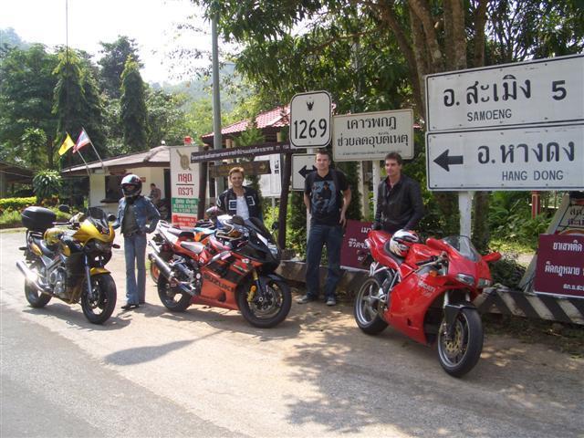 264545=795-samoengsign.jpg