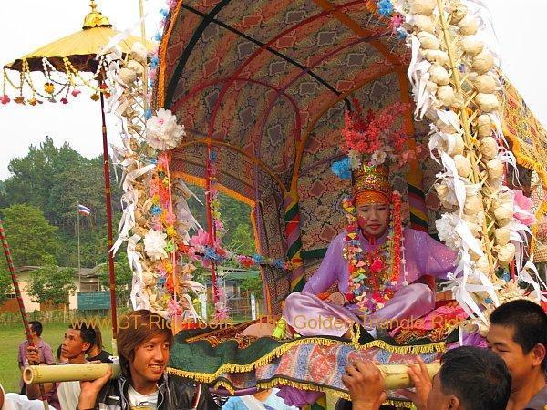 266966=2459-poi-sang-long-thoed-thai-2011_029.jpg