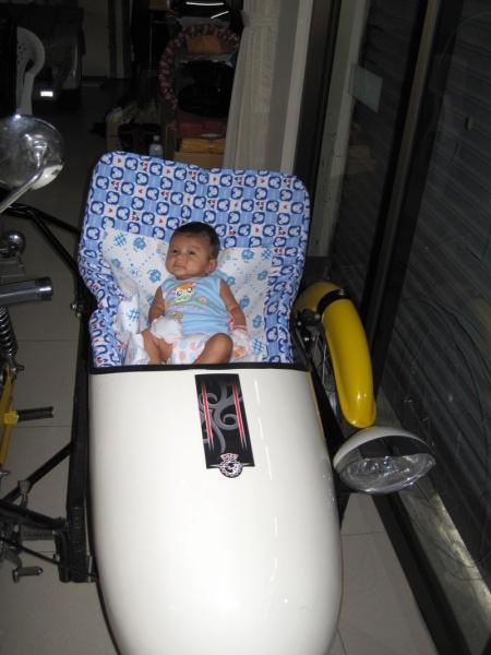 267174=2876-April12SidecarBabySm.jpg
