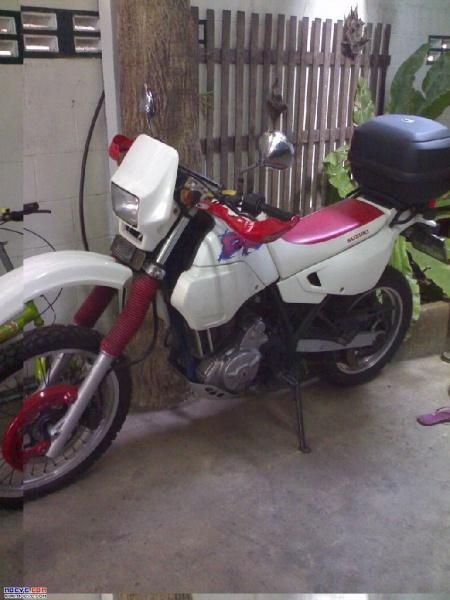 267328=2948-Suzuki%20DR650.jpg