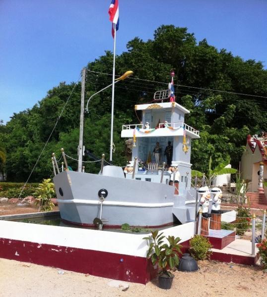 269627=4186-BoatHouse.jpg