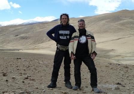 270337=4648-7%20-%20me%20and%20ED%20at%20everest-s.jpg