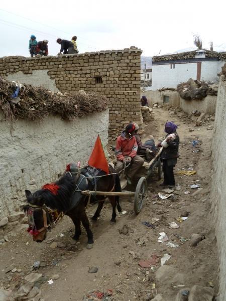 270339=4651-08%20-%20main%20street%20and%20mud%20brick%20house%20building.jpg
