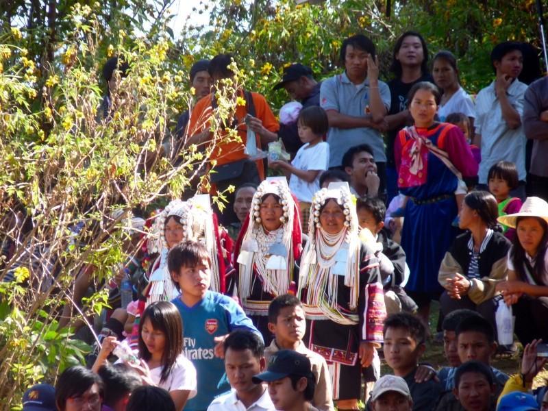 273434=6109-akha-women-1.jpg