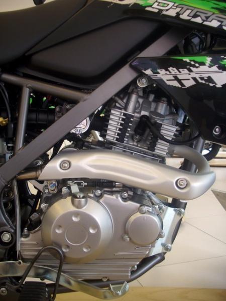 273686=6550-Tracker125.jpg