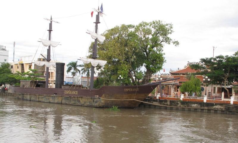 273844=6690-547.jpg