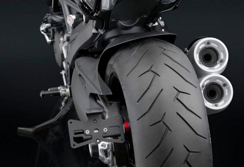 274084=6941-Ducati-Diavel-Custom-by-Rizoma-tire-and-mufler-6.jpg