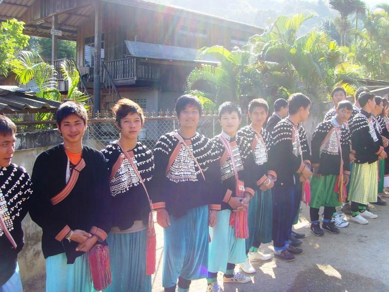 275776=8221-Lahu%20New%20Year%202012%201.jpg